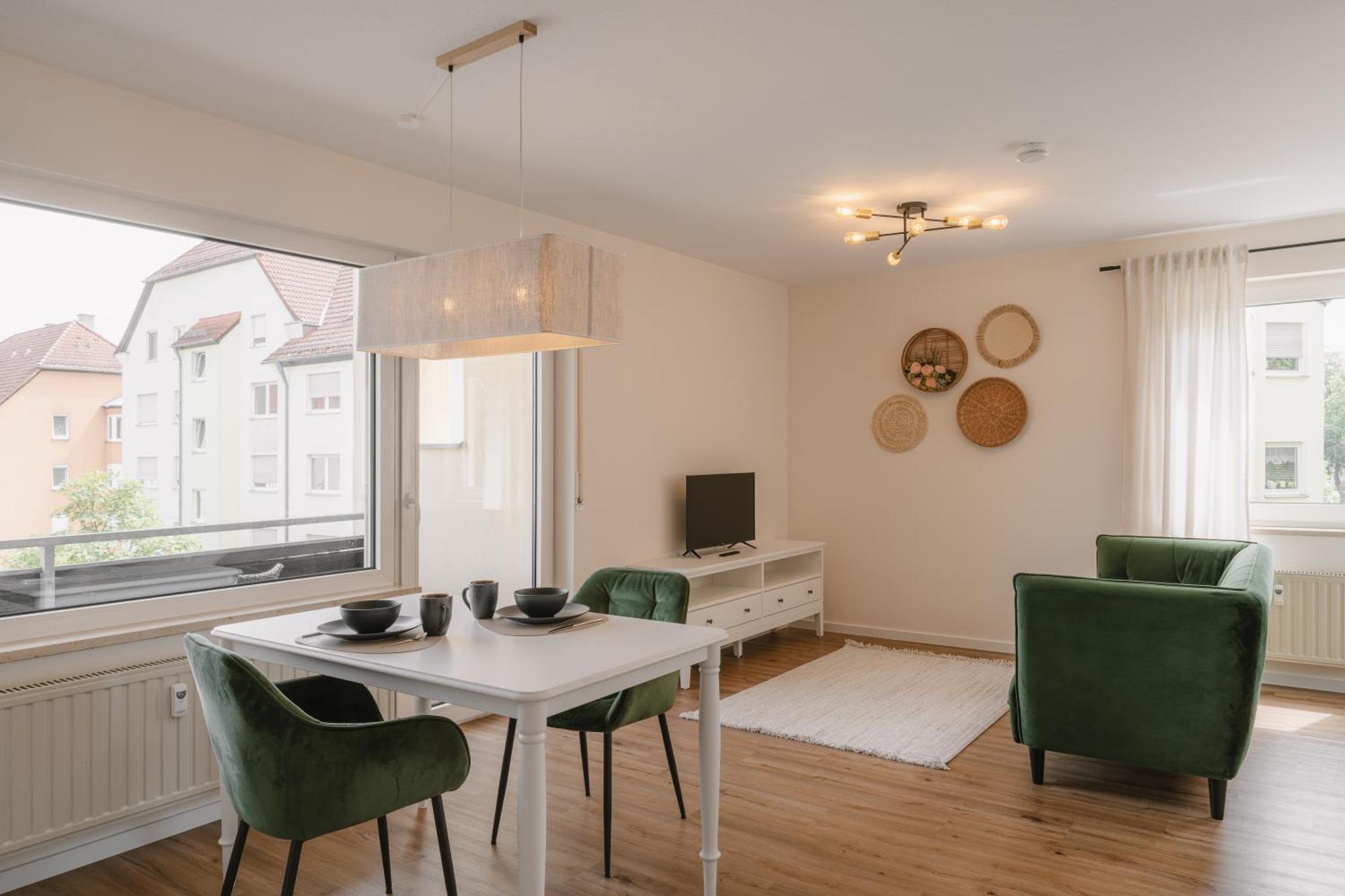Exklusiv & Zentral: 1-zi. Mit Balkon Stellplatz * Bayreuth