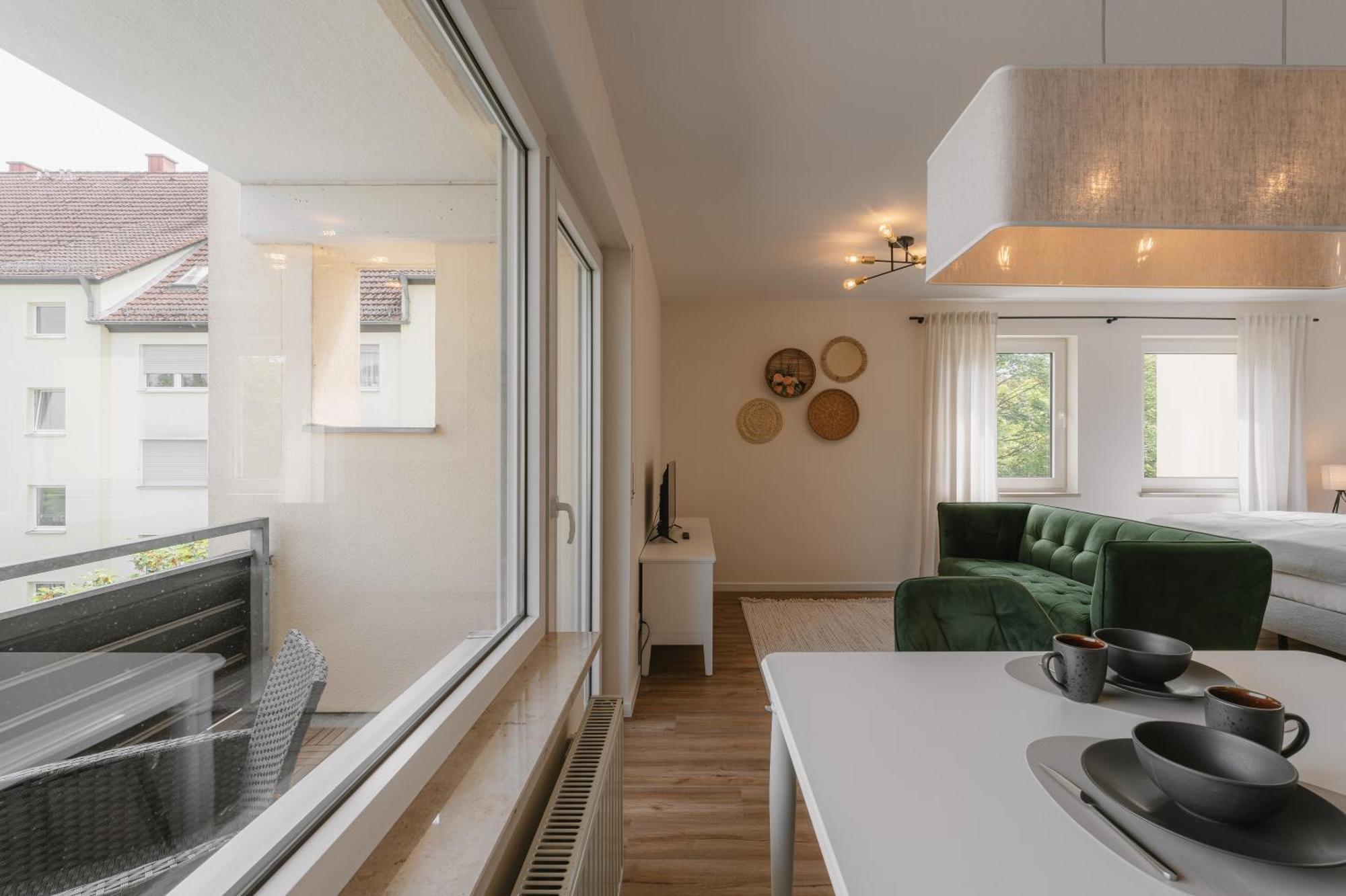 Exklusiv & Zentral: 1-zi. Mit Balkon Stellplatz * Bayreuth