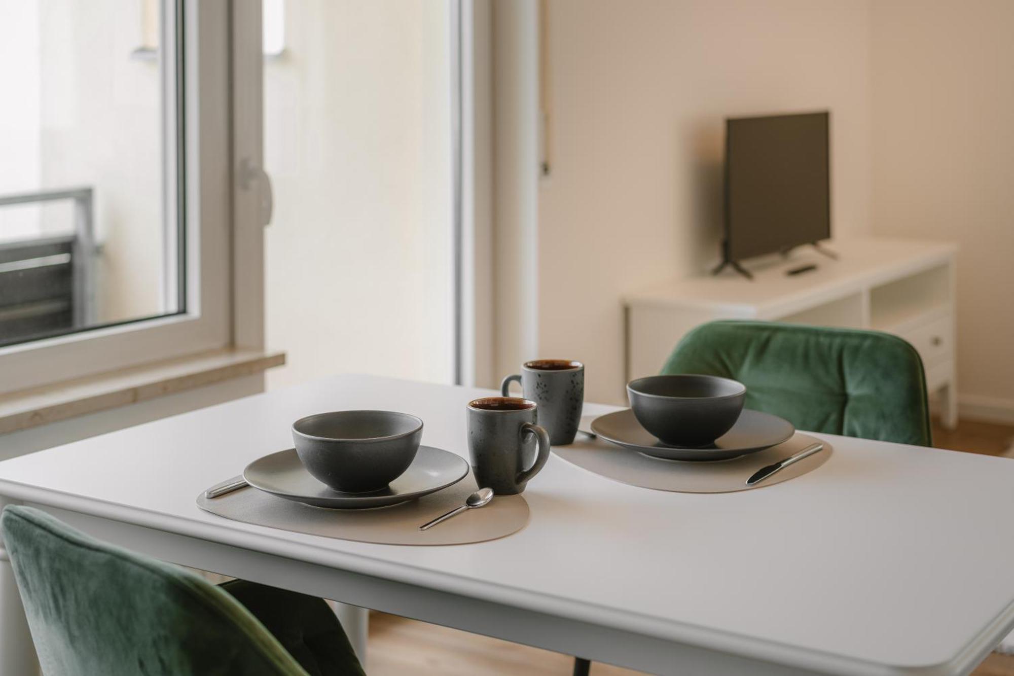 Apartment Exklusiv & Zentral: 1-zi. Mit Balkon Stellplatz